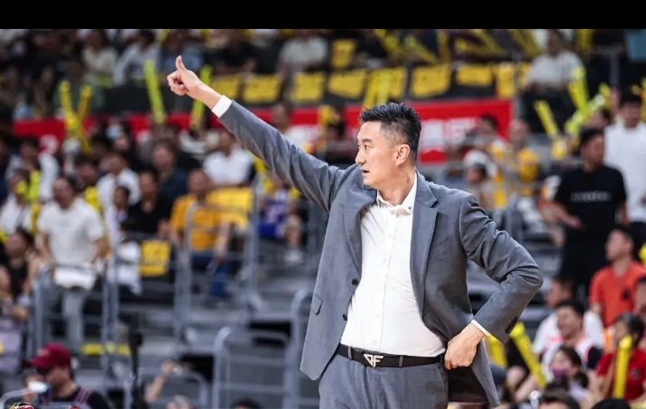 训练课后突围战来临，深圳队围绕亚洲杯状态回暖，值得警惕，心理建设被强调的简单介绍九游官网